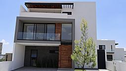 Vive En Plenitud, Cluster Con Alberca - La Vista Residencial