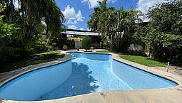 Casa Ded Gran Tamaño En El Centro De Mérida Cerca De La Plancha