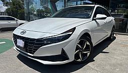 Hyundai Elantra 2023