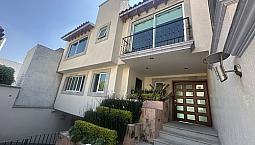 Venta Interlomas Excelente Casa En Privada Con Jardín