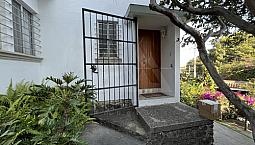 Venta Y Renta De Casa Sola Frente Al Lienzo Charro, Cuernavaca Morelos