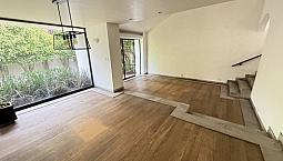 Casa En Venta En Parques De La Herradura Con Jardín, Seguridad Y Excelente Ubica
