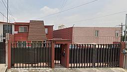 Venta De Casa Con Gran Patio En Colonia Lomas De San Mateo, Naucalpan