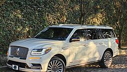 Lincoln Navigator