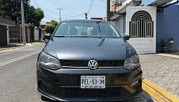 Volkswagen Vento 1.6 Highline At