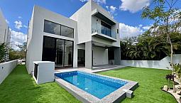 Casa En Venta En El Yucatán Country Club En Oasis De 4 Habitaciones