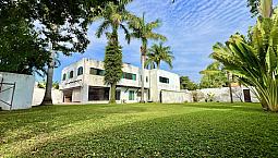 Casa En Venta En Col. México Nte Con Amplio Terreno, 3 Hab, Alberca Y Paneles