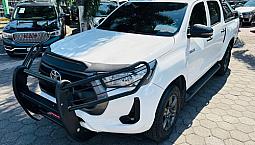 Toyota Hilux 2023