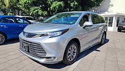 Toyota  Sienna  2021
