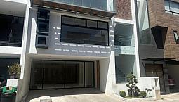 Casa En Venta, Zona Esmeralda, 3 Recámaras
