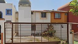 Casa 3 Recamaras, 2.5 Baños, 2 Estacionamientos