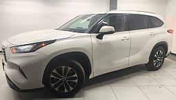Toyota Highlander 2021