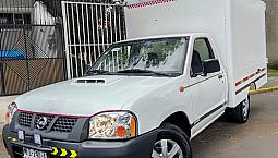Nissan Np300 2.5 Tdi Chasis Ac 4X2 Mt