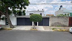 Casa En Venta, Coyoacán, 4 Recamaras