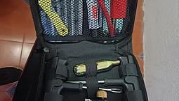 Bundle De Moto Gn125 F , Baul, Rodilleras Y Casco De Calidad