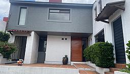 Casa En Venta En Fraccionamiento Privado, Con Amplio Jardín, Terraza, Espacios Luminosos, 3 Recámaras, Cocina Integral Y Amenidades De Lujo Para Toda La Familia