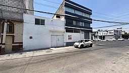 Casa En Venta Con Dictamen De Uso De Suelo Para Oficinas  Super Céntrica En Valle Alamada, Querétaro