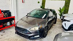 Ford Focus 2.0 St Mt
