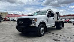 Ford F-350 Plataforma Base Que Permite Diferentes Usos.