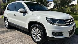 Volkswagen Tiguan 1.4 Wolfsburg Edition At