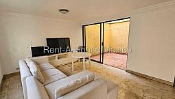 Casa En Venta En Calle Ahuehuetes, San Jose De Los Cedros Ru 25-1215.