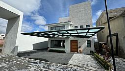 Casa En Llano Grande