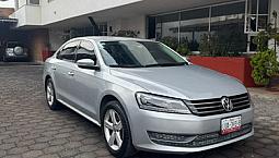 Volkswagen Passat 2.5 Highline At