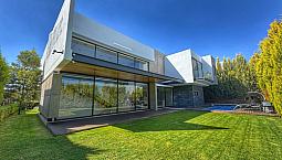 Vivir Con Altura, Alberca- El Campanario