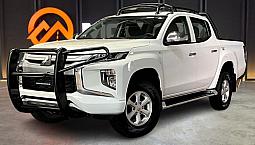 Mitsubishi L200 2021