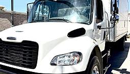 Camión Freightliner M2 2015 Con Caja Seca Morgan Hi