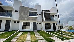 Casa De Particular En Venta En San Isidro  Juriquilla Libre De Gravamen