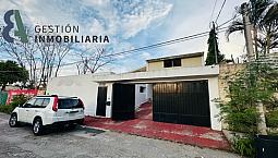 Casa En Venta En Col. Vista Alegre, Merida, Yuc. Ccv353