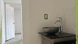 Departamento A Solo 100 Metros De Las Naves Principales Del Mercado De La Merced