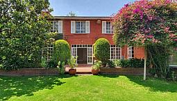 Espectacular Casa En Venta En Lomas Hipódromo