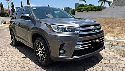 Toyota Highlander 3.5 Limited Panoramic Roof At