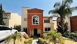 Casa En Venta En Bosque Esmeralda En Atizapán De Zaragoza