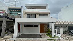 Casa En Venta En Aqua Cancun