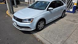 Volkswagen Jetta 2.5 Trendline Mt