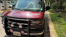 Chevrolet Express Van Starcraft