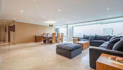 Departamento En Venta En Bosque De Las Palmas Con Diseño Contemporáneo