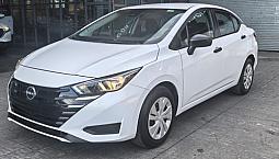 Nissan Versa 2023