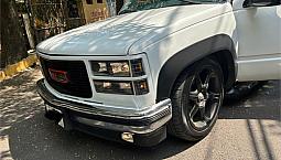 Chevrolet Silverado 5.7 At
