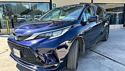 Toyota Sienna 2024