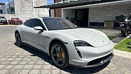 Porsche Taycan Turbo S