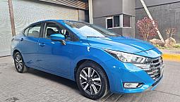 Nissan  Versa  2023