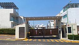 Bonita Y Amplia Residencia En Venta En Fraccionamiento Balcones De San Mateo, Naucalpan Edo De Méx.