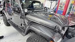 Jeep Wrangler 3.7 Unlimited Sahara 3.6 4X4 At