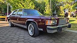 Ford Grand Marquis V8 1982