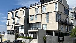 Departamento Moderno Con Vista Panorámica Y Balcón