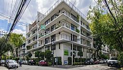 Venta Departamento Interior En Gral. Anaya Con Balcón Posterior